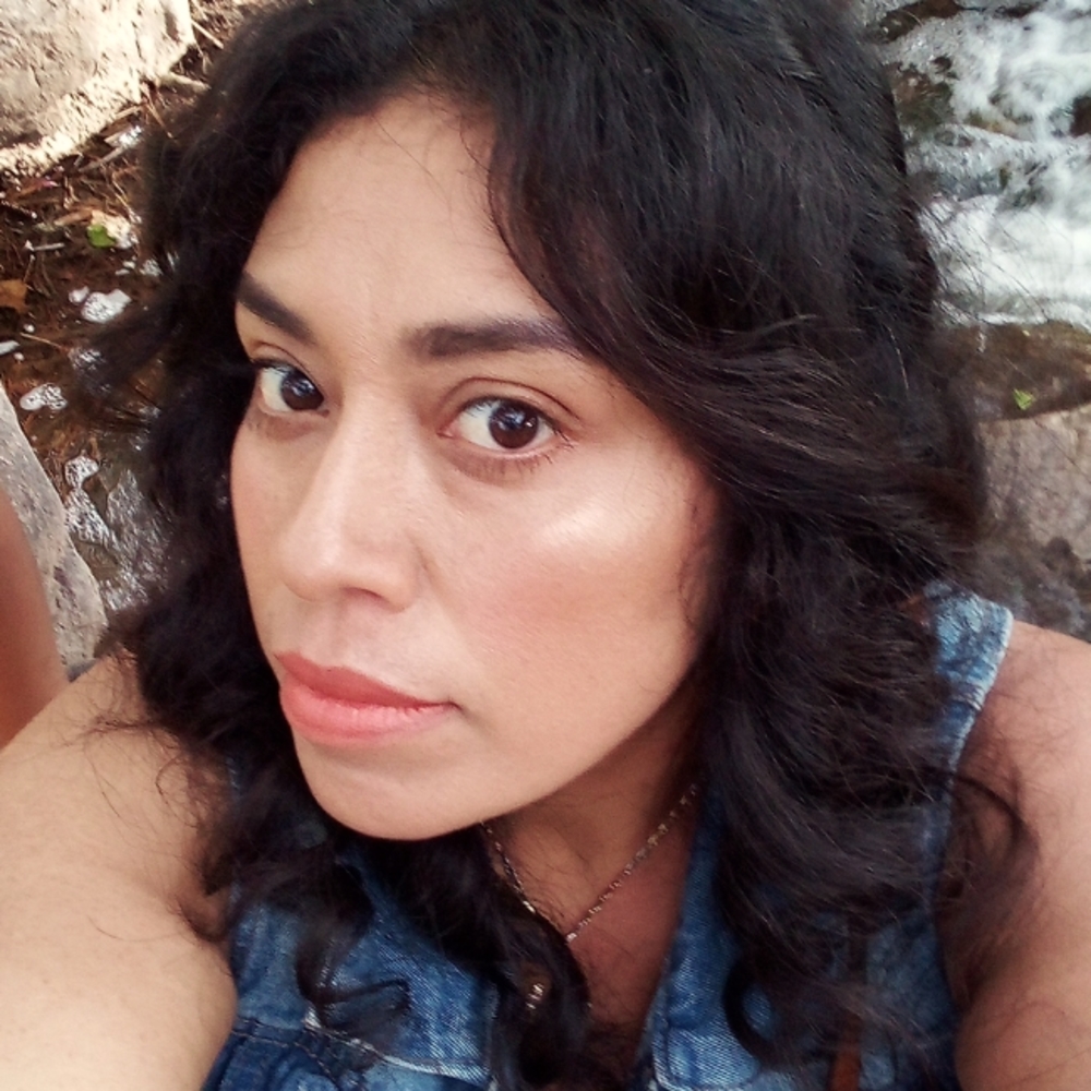 Meet your Posher, Veronica